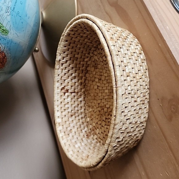 oval rattan stacking baskets catch all - Picture 4 of 10